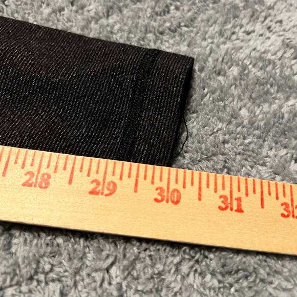 Lululemon Leggings Womens Small 4 ? Black Gray Ankle Pants Striped - Picture 7 of 7